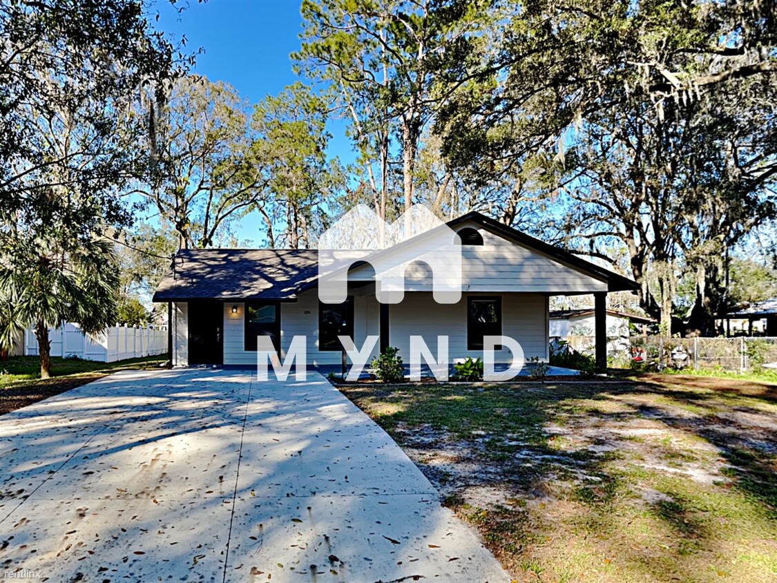 Primary Photo - 3 br, 2 bath House - 204 Maki Rd