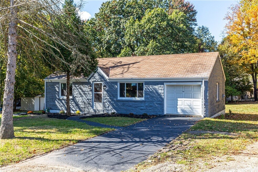 124 Saunders Station Rd, Trafford, PA 15085 House Rental in Trafford