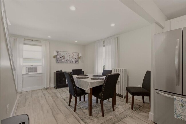 Foto del edificio - 629 Thames St