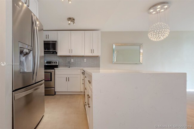 Foto del edificio - 16710 NE 9th Ave