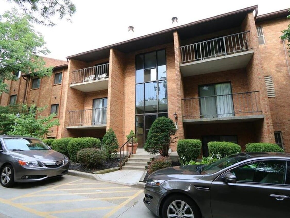522 Riddle Rd Unit 16, Cincinnati, OH 45220 Condo for Rent in