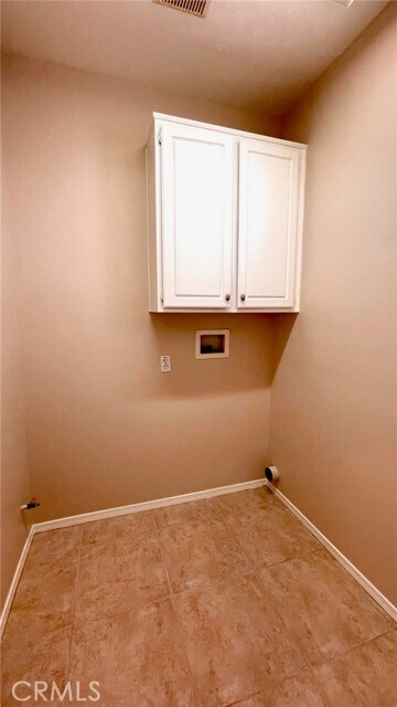Building Photo - 6837 Cosmos St