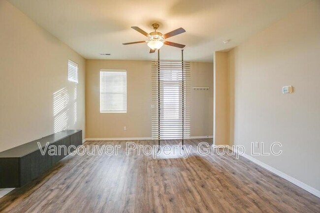 Foto del edificio - 15330 NE 70th St