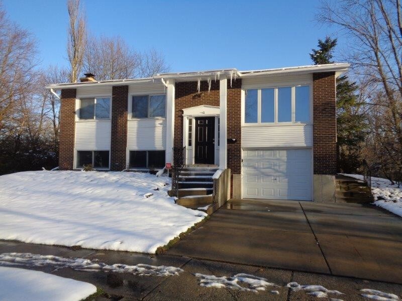 Foto principal - 313 N Park Dr