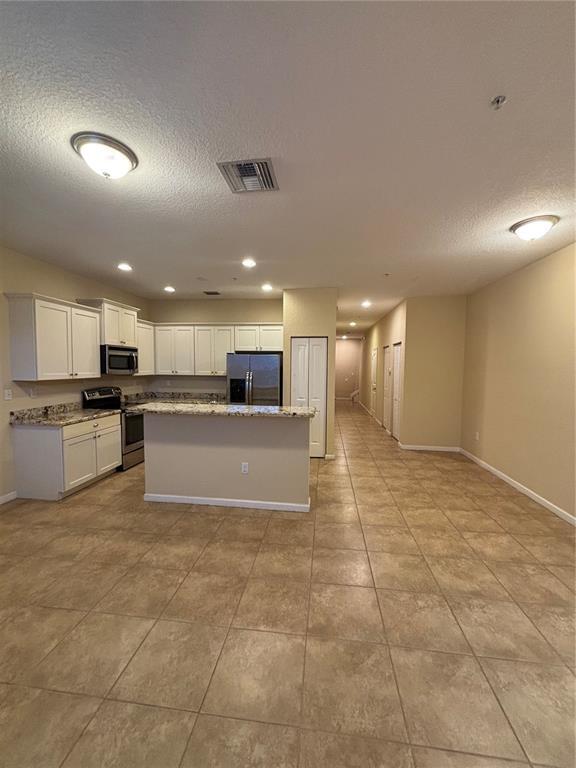 Foto del edificio - 290 SW 7th Ct