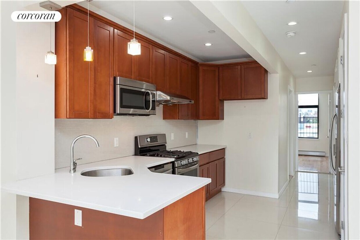 Primary Photo - 147 Sackett St