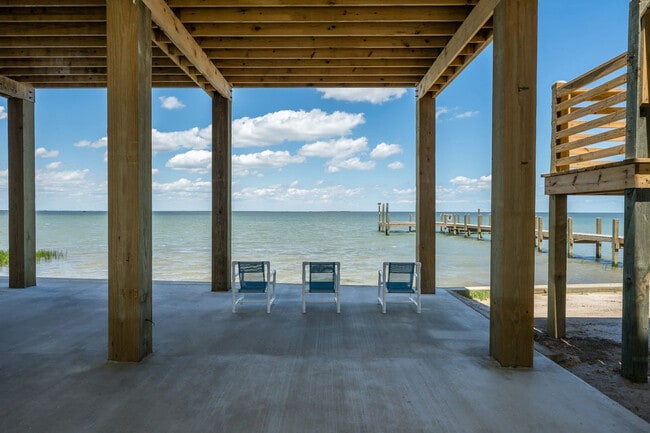 Building Photo - 2078 Redfish Bay Causeway
