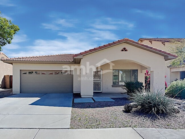 Building Photo - 3413 E Flower St