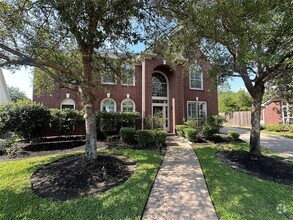 Building Photo - 13146 Oakwood Manor Dr