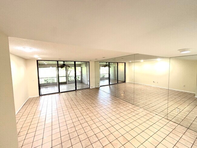 Foto del edificio - 4807 Esedra Ct