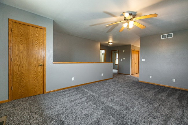 Building Photo - 3061 Stellar Eagle Dr