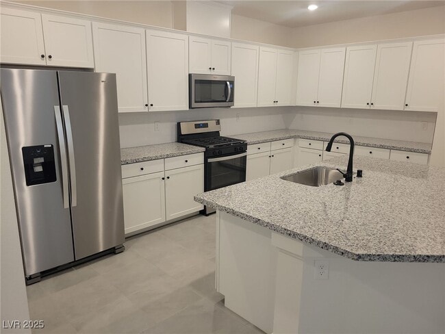 Building Photo - 3723 Trancoso Ave