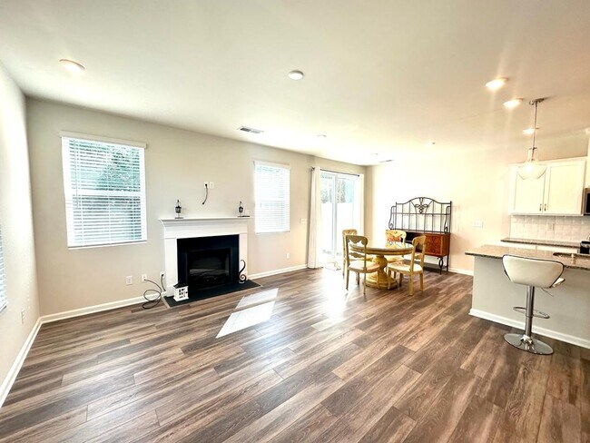 Photo - 12003 Gambrell Dr House