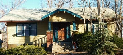 Building Photo - 1916 8th Ave