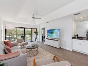 Building Photo - 709 Augusta Blvd