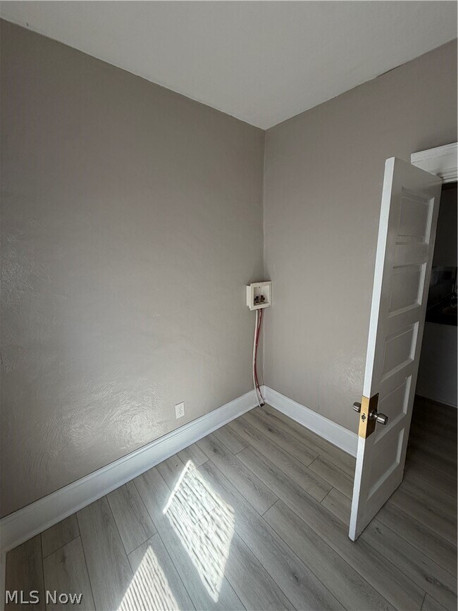 Foto del edificio - 3658 E 55th St