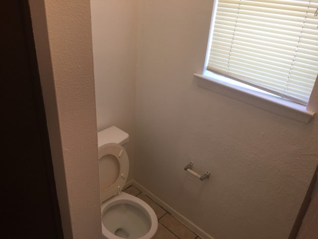 Foto del edificio - 3512 E Glen Dr
