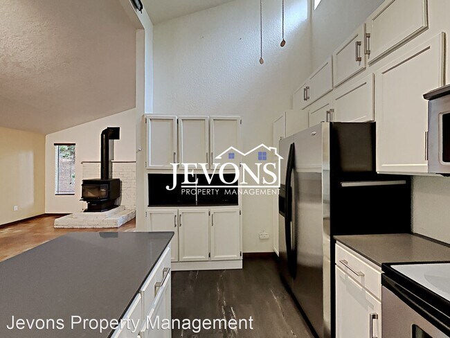 Foto del edificio - 3 br, 2 bath House - 12830 NE 88th St