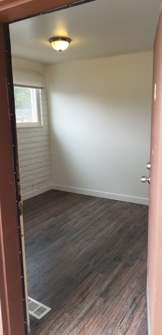 Building Photo - 761 W 600 S