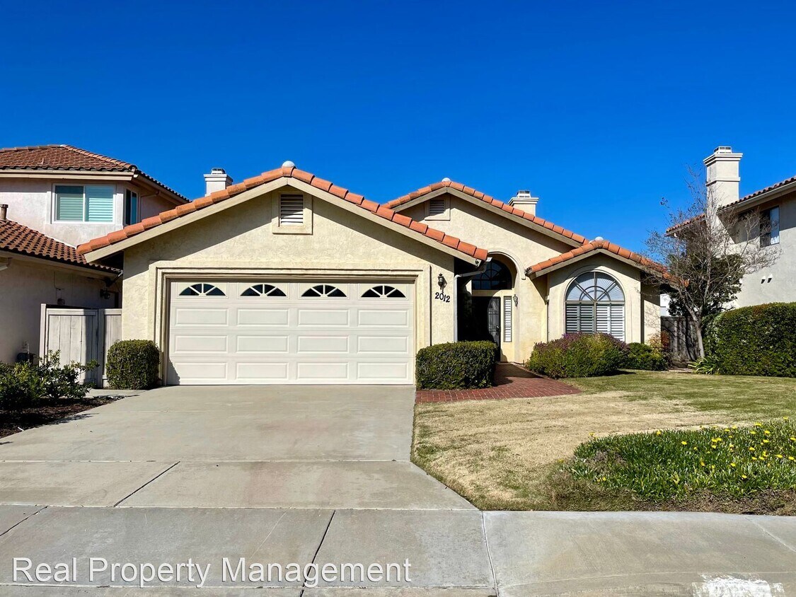 3 br, 2 bath House 2012 Applewood Lane House Rental in Vista, CA