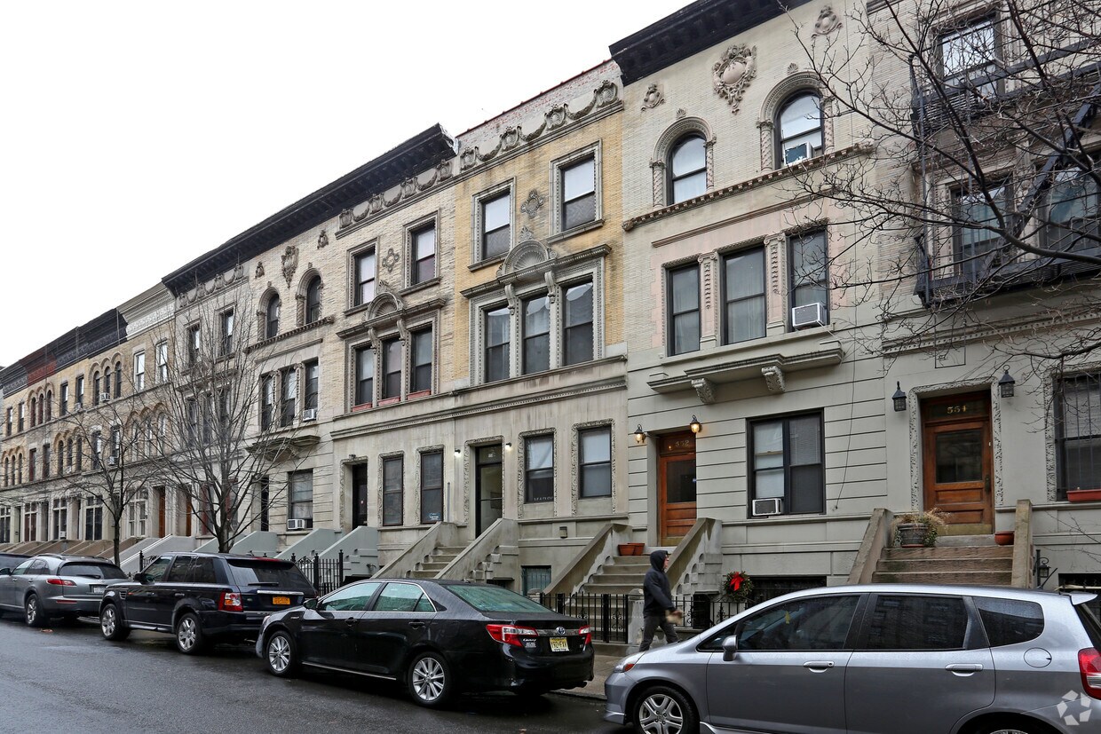 Foto principal - 550 W 150th St