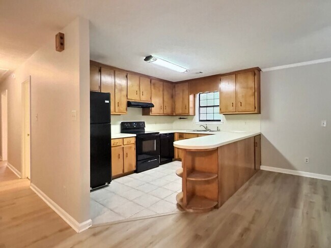 Foto del edificio - Updated 3 bedroom, 2 full bath in Prattville!