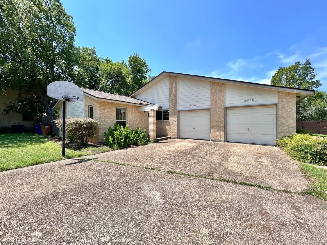 Foto principal - 6478 Hart Ln