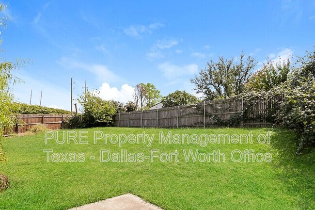 Foto del edificio - 4000 Cottage Park Ct