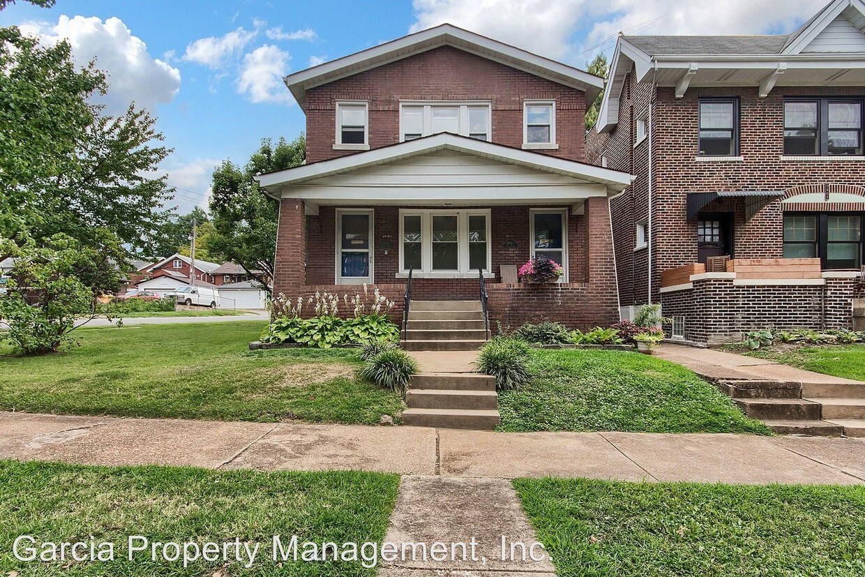 5404 Holly Hills Ave, St. Louis, MO 63109 Apartment for Rent in St. Louis, MO
