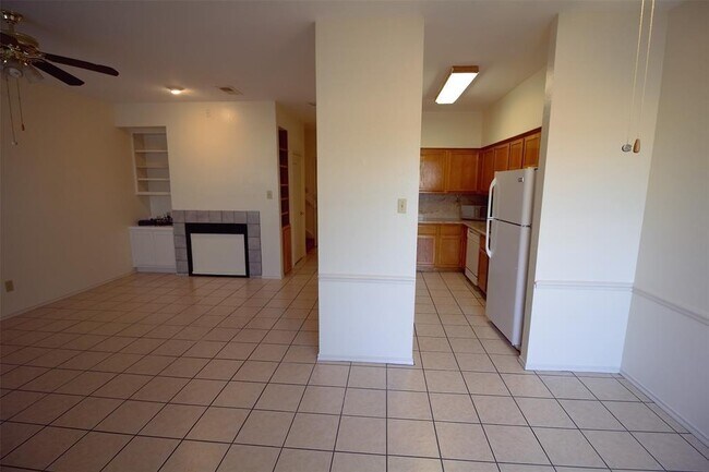 Building Photo - 1103 Dulles Ave