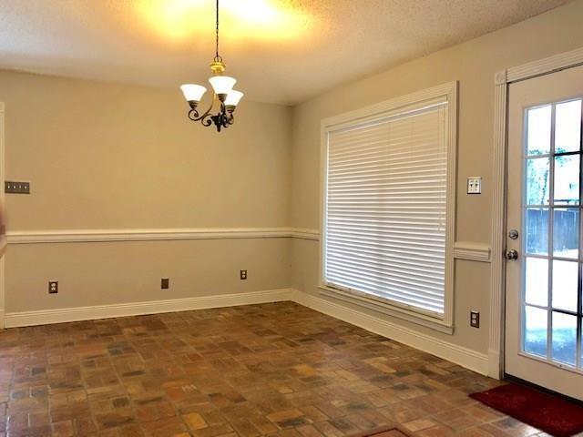 Foto del edificio - 730 Steelwood Ct