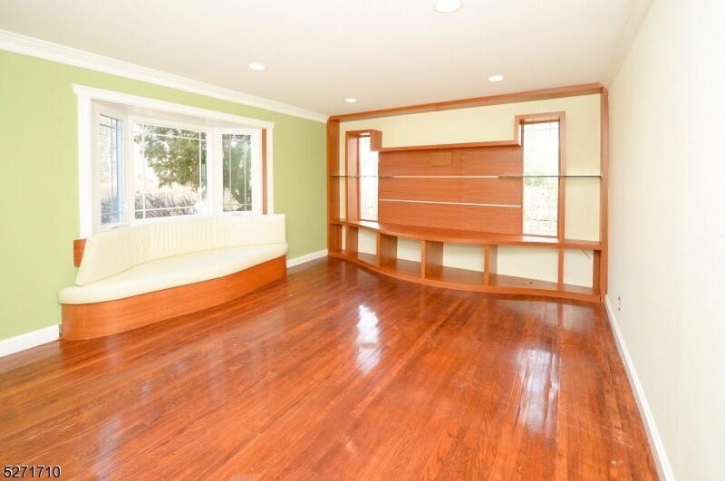 Foto principal - 869 Maple Ave