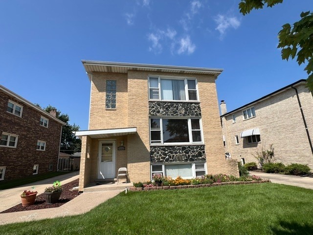 Building Photo - 7946 Nordica Ave