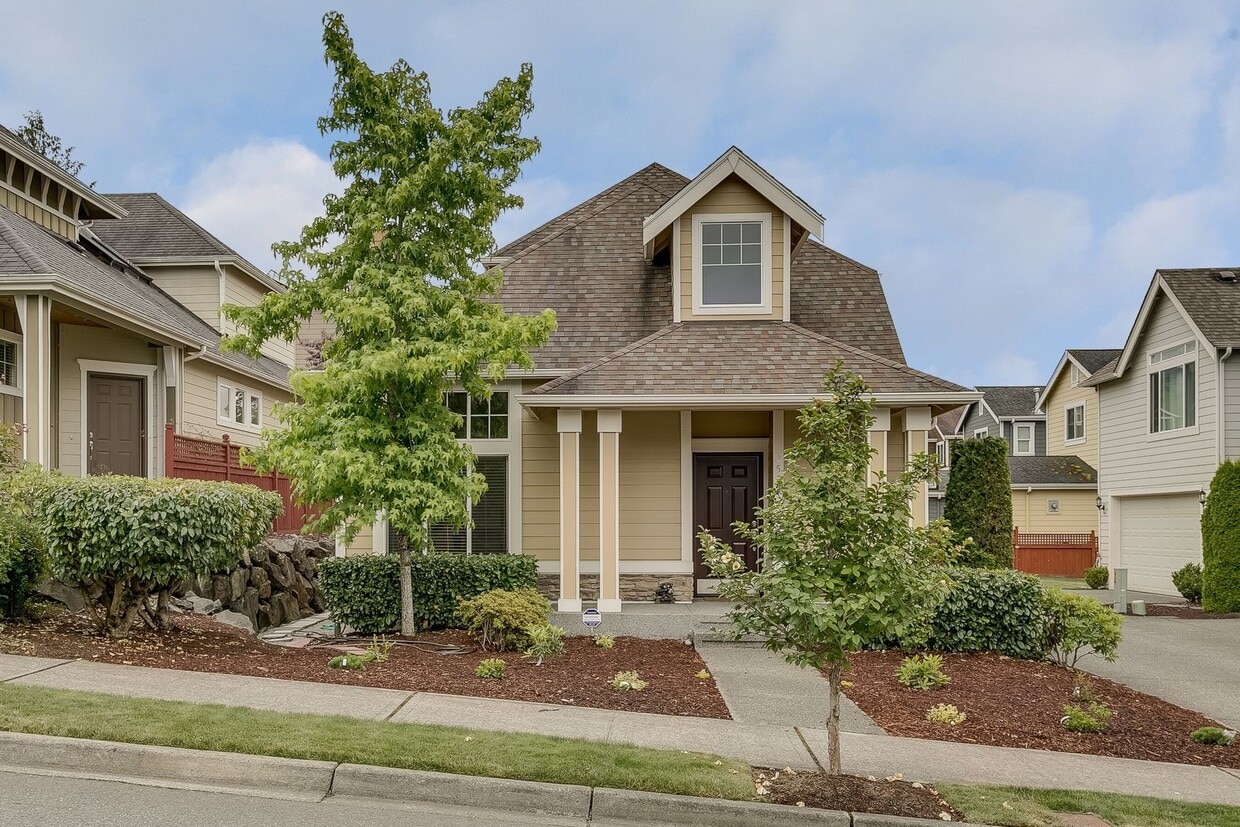 Primary Photo - Beautiful 3 bedroom home in Issaquah Highl...