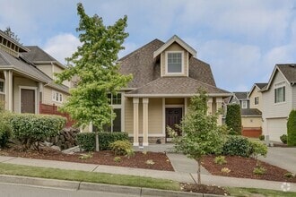 Building Photo - 2525 NE Larchmount St
