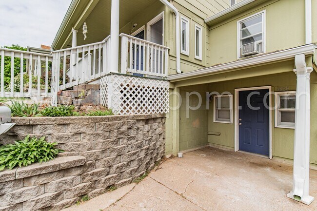 Foto del edificio - 4824 Webster St