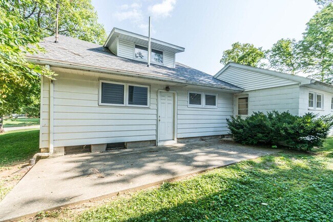 Foto del edificio - 804 E 11th St