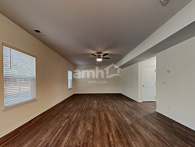 Building Photo - 5030 Twin River Drive