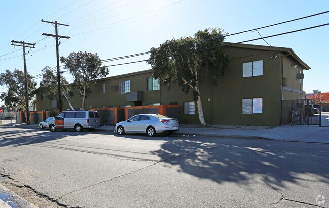 Building Photo - 11720 Runnymede St
