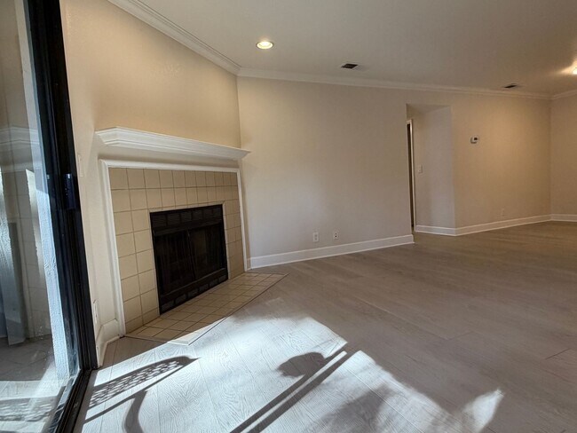 Foto del edificio - 1665 Braddock Ct