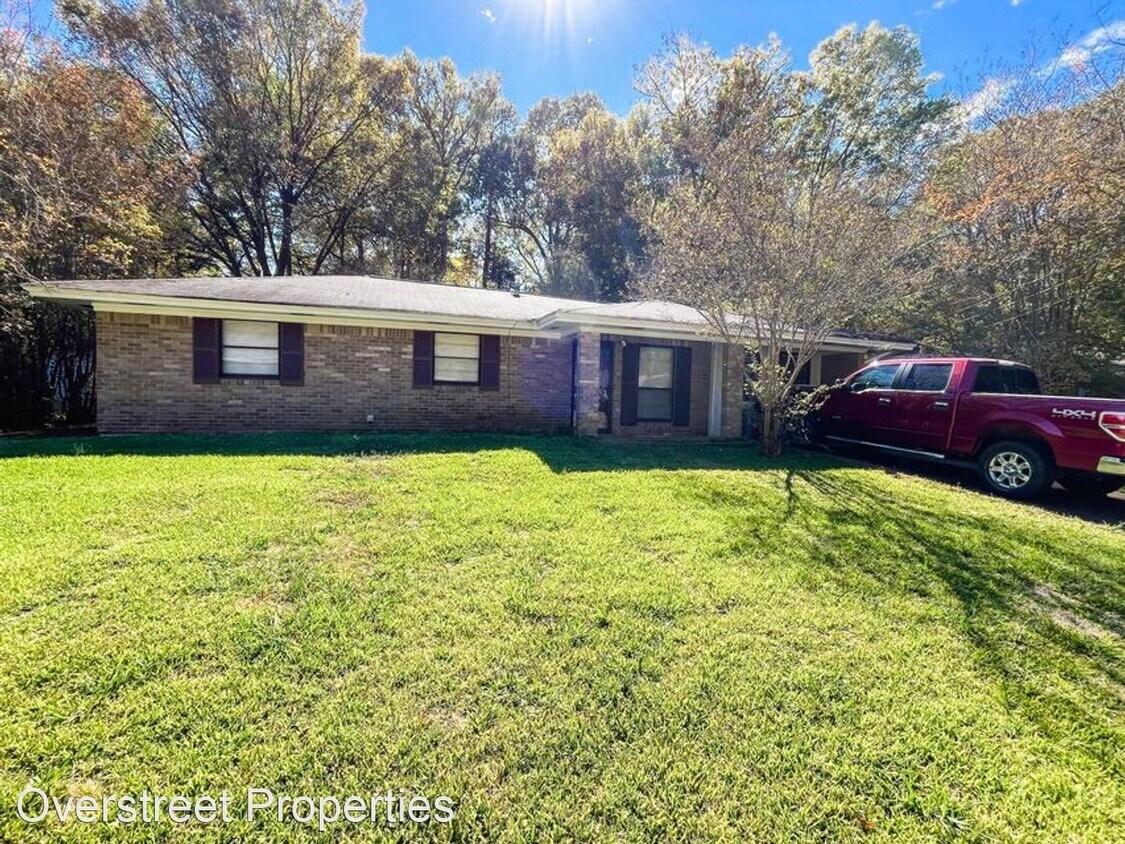 2607 Maple Dr, Starkville, MS 39759 House Rental in Starkville, MS