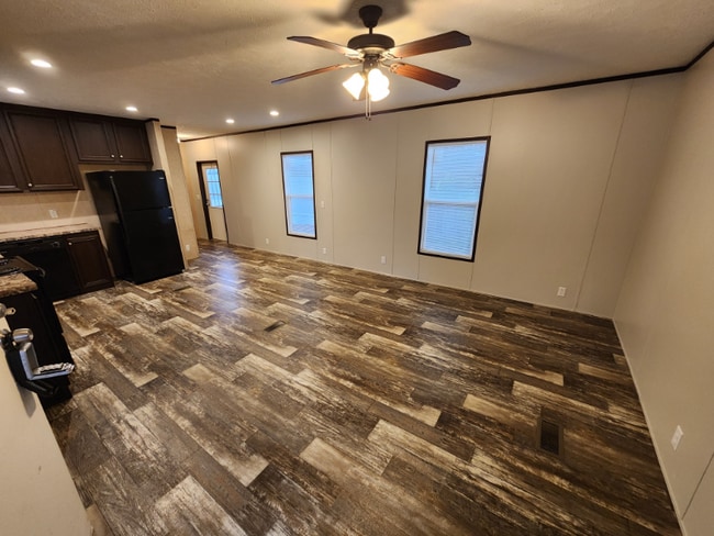 Foto del edificio - 3611 Rice Mine Rd NE