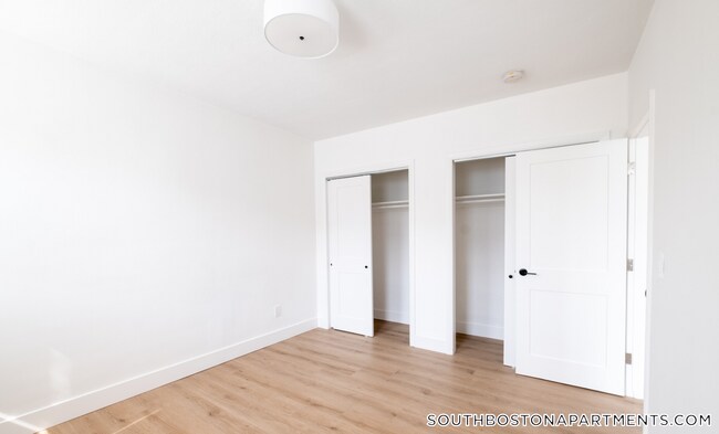 Foto del edificio - 740 E 7th St