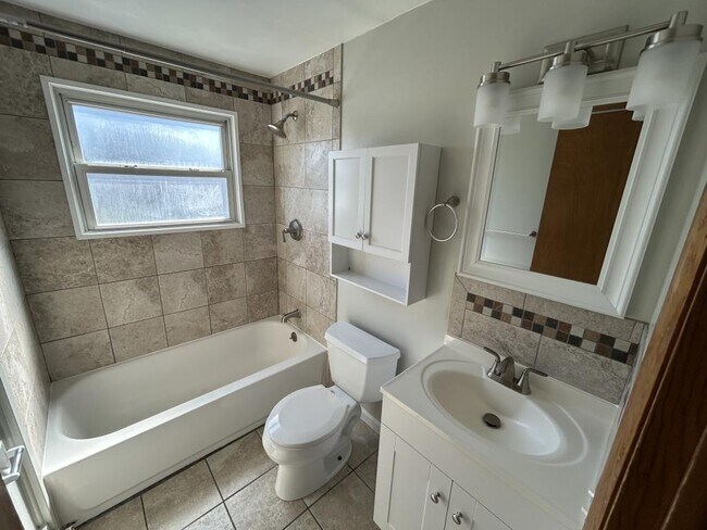 Foto del edificio - 205 Argus Dr