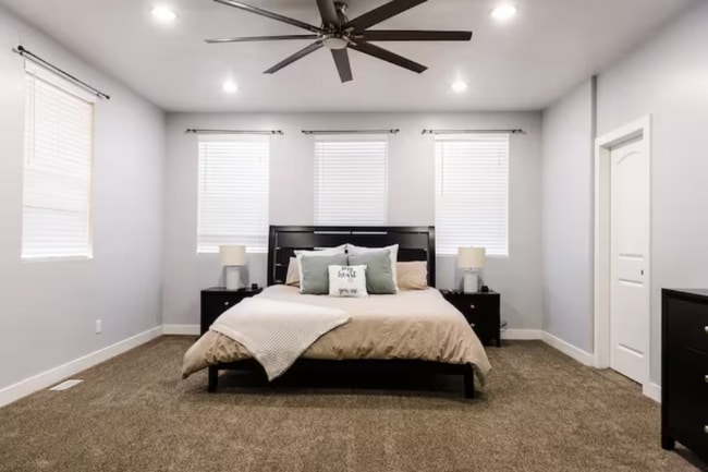 Photo - 858 S Edison St Townhome