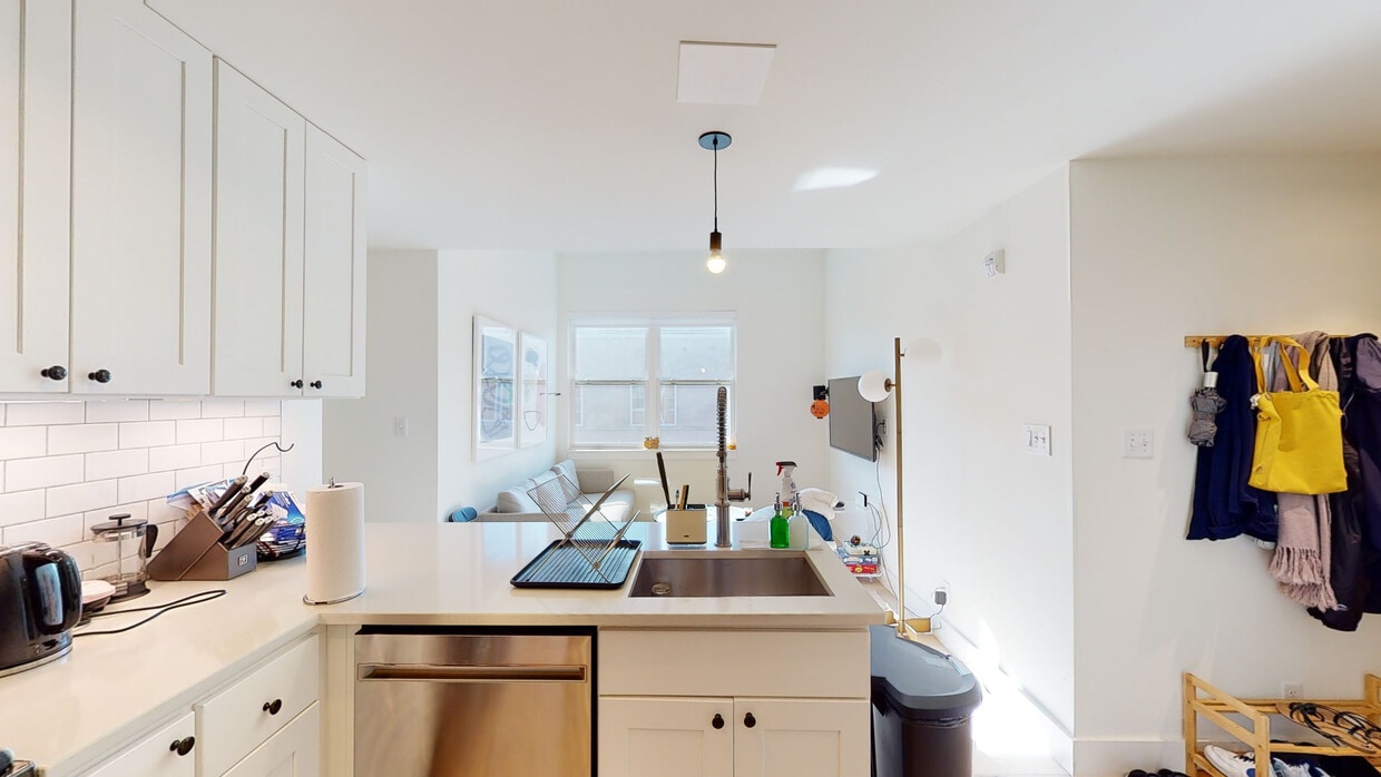 Photo - Flats on the Hill Apartments