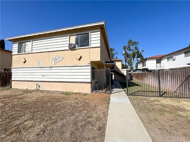 Primary Photo - 18527 Rio Seco Dr