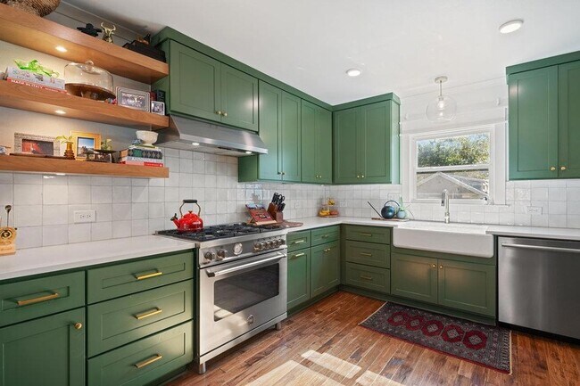 Foto del edificio - 4905 Duval St