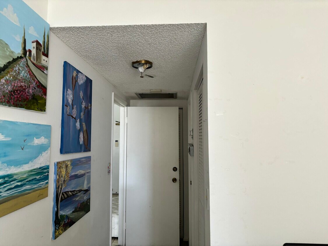 Foto del edificio - 1985 S Ocean Dr