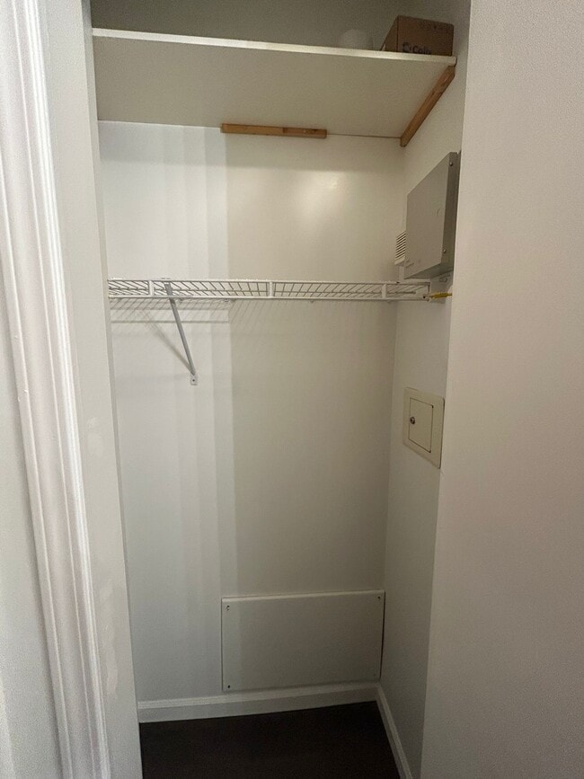 Photo du bâtiment - 2065 W 12th Ave